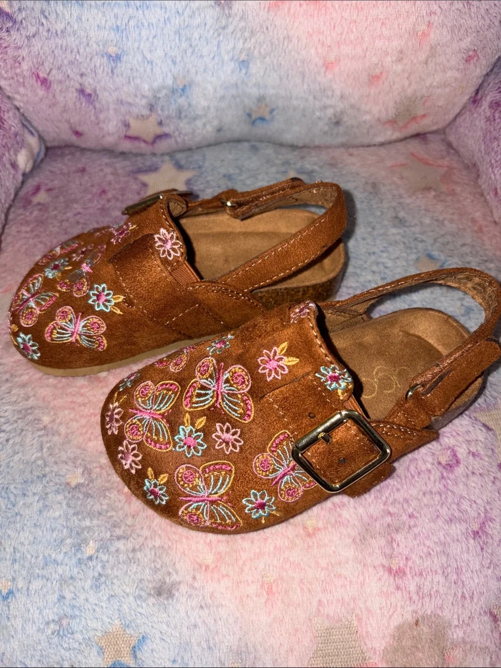 N/A cute brown